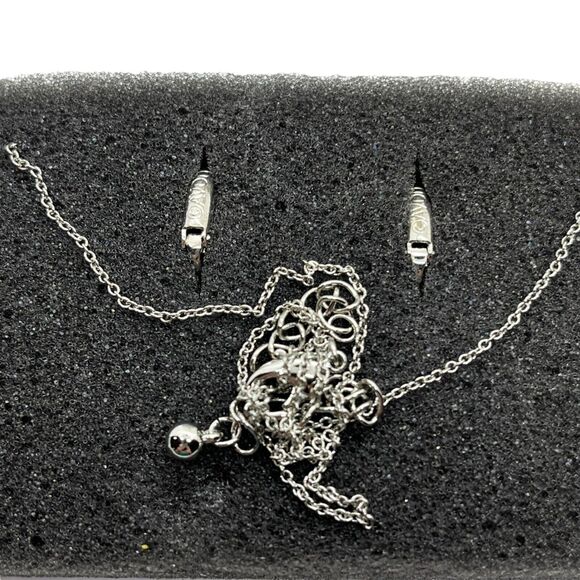 Avon Pearlesque Silver Tone Teardrop Necklace Earring Gift Set in Box Clip 2000 - Picture 8 of 14